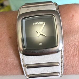 Nixon Duchess watch